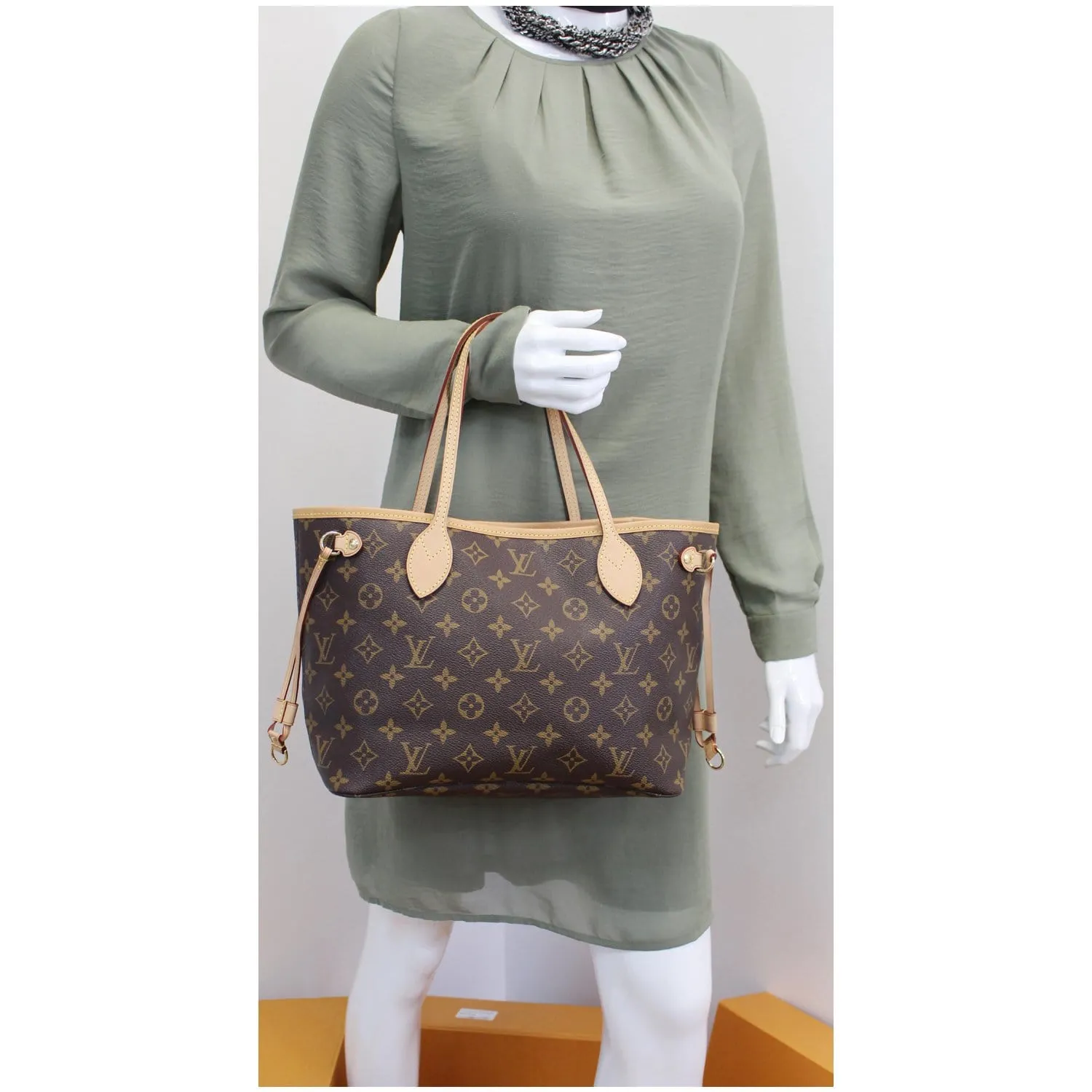 LOUIS VUITTON Neverfull PM Monogram Canvas Shoulder Bag Brown