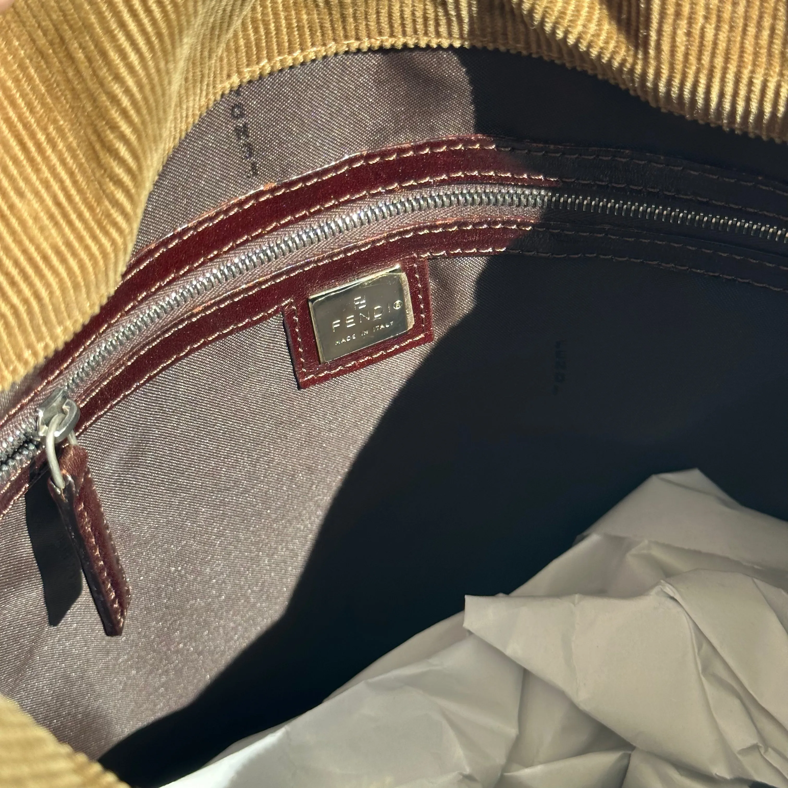 PREOWNED Fendi Tote Bag in Beige Corduroy