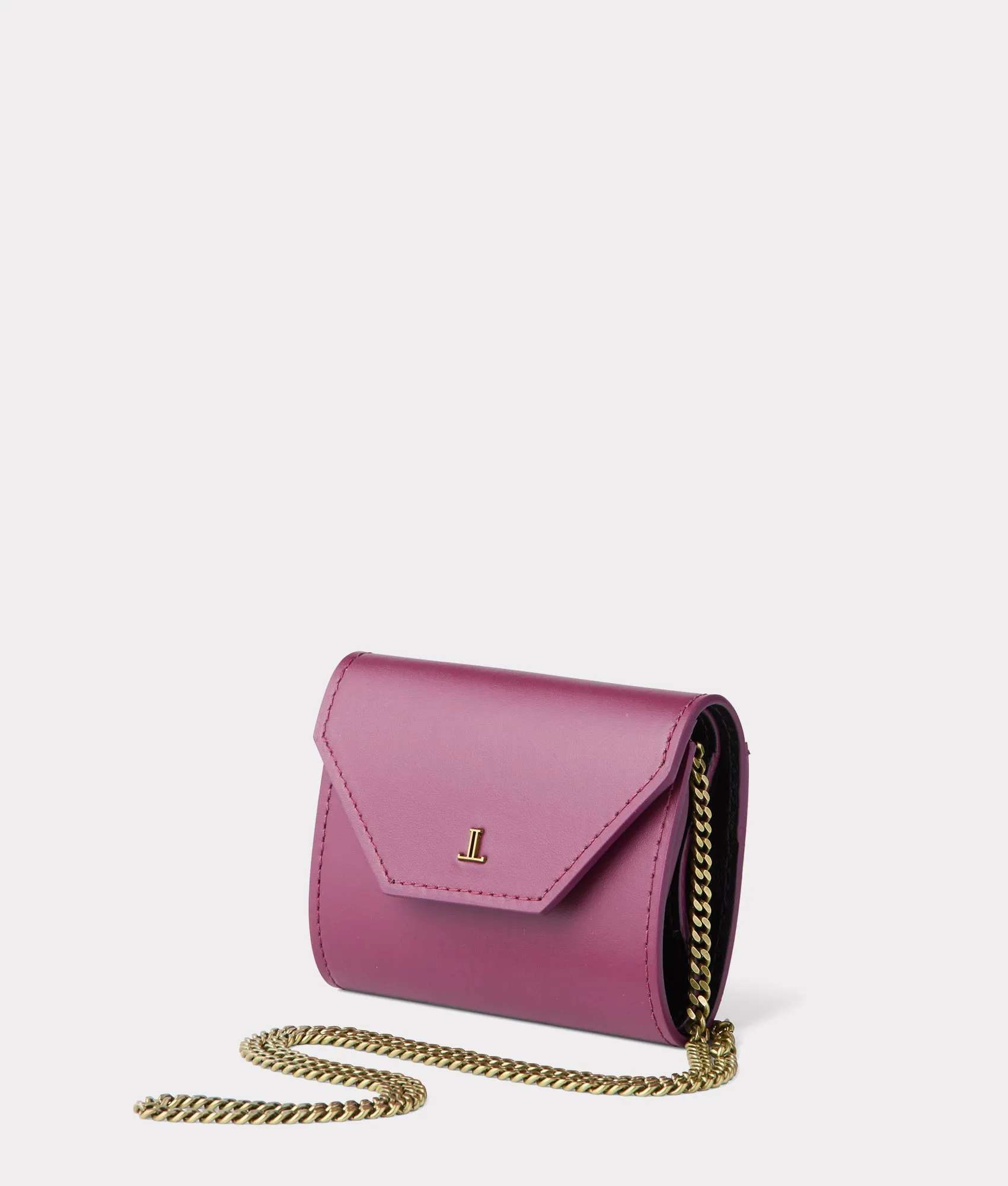 Short Wallet On A Chain :: Burgundy